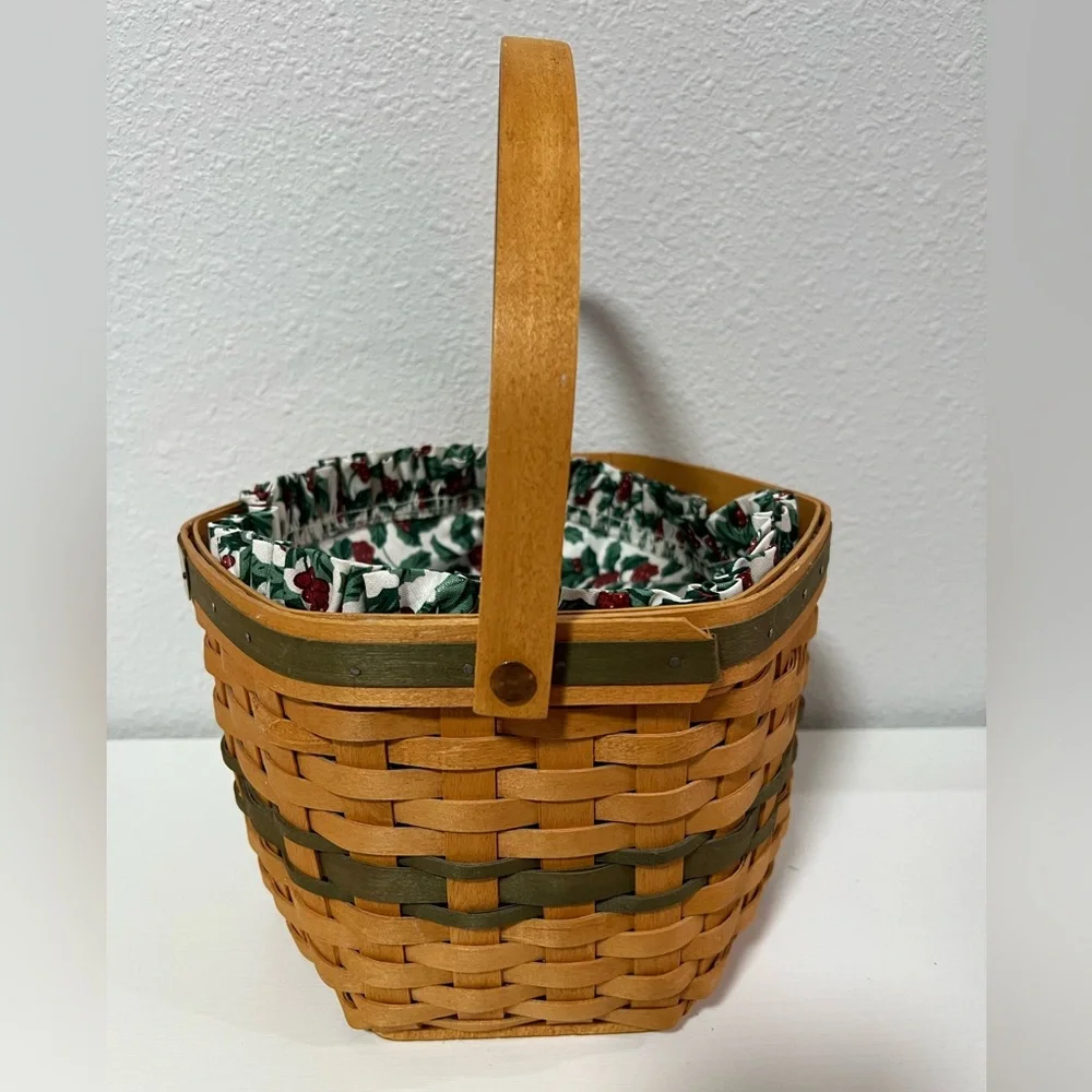 Vintage 1997 Longaberger Snowflake Basket with Fabric Liner - Picture 5 of 8